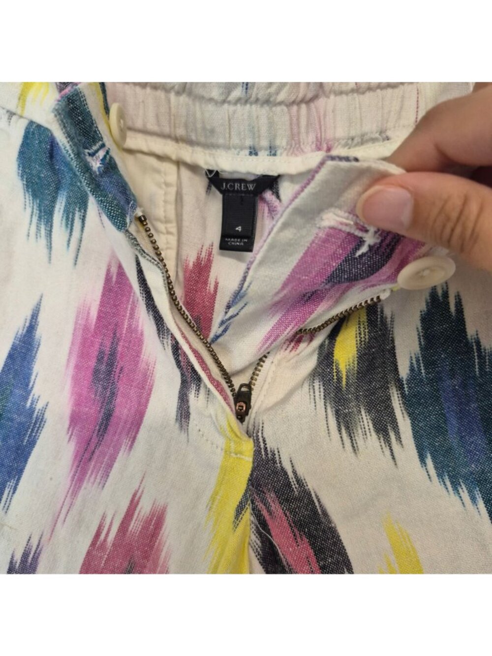 J. Crew Womens Summer Multicolor Ikat Print Shorts Size 4 - Picture 6 of 8